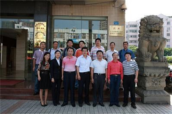 榆林市人民政府驻珠海办事处安装旋转门